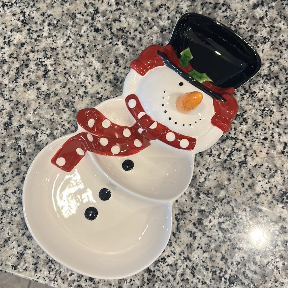 I Love Snow Days snowman serving dish with spreader.